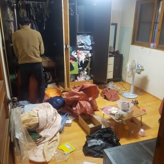 이사+폐기물현장입니다.