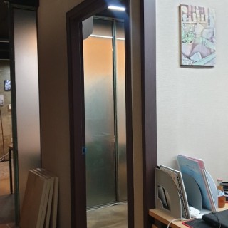대형 간판 및 사무실 철거입니다.